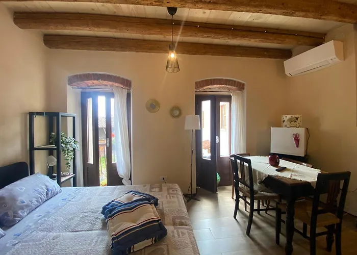 Borgo Antico 3* Cola (Verona)